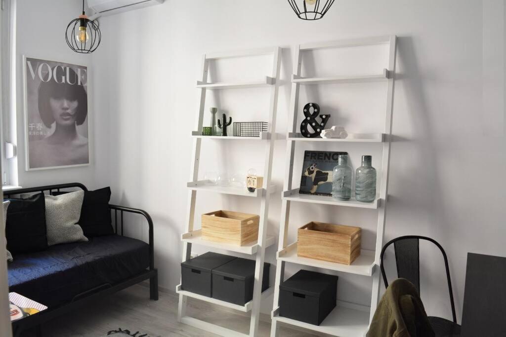 Appartamento 2 Bdr / Cozy Ap Near Old Town Bucarest Esterno foto